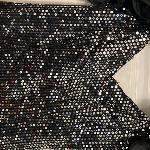 Gorgeous n like new !!  Nadine black n silver , straight siren like dress with - Picture 4 of 11